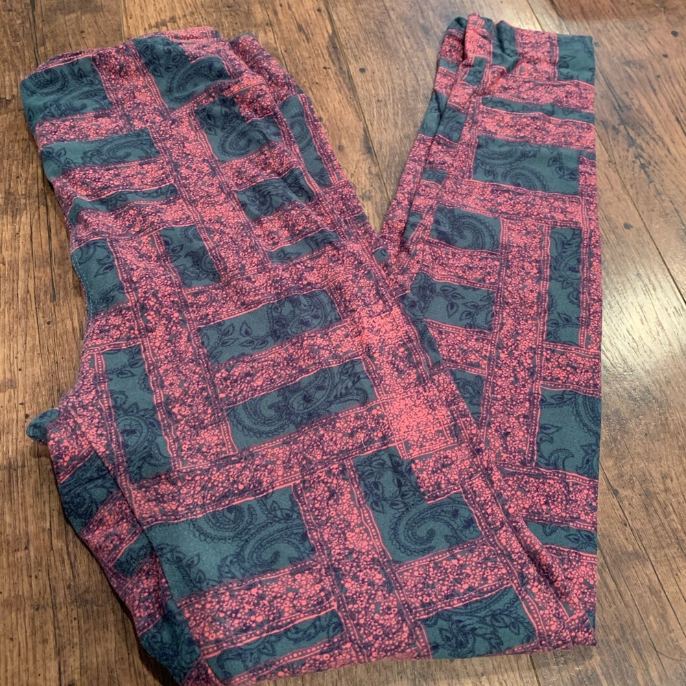 Lularoe one size leggings